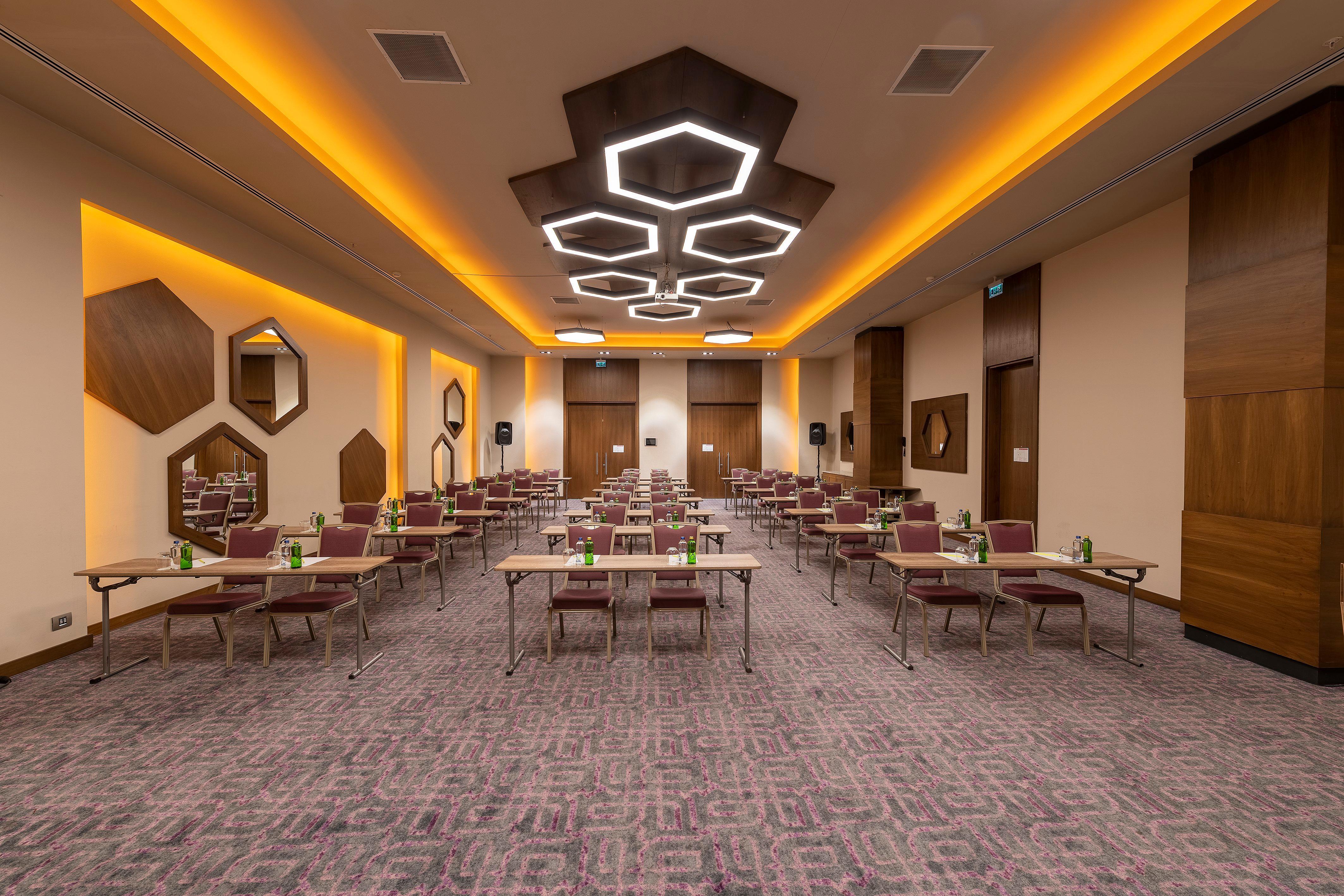 Holiday Inn Kayseri - Duvenonu By Ihg Exterior foto